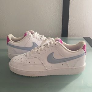 Nike Court Vision Low Shoes
